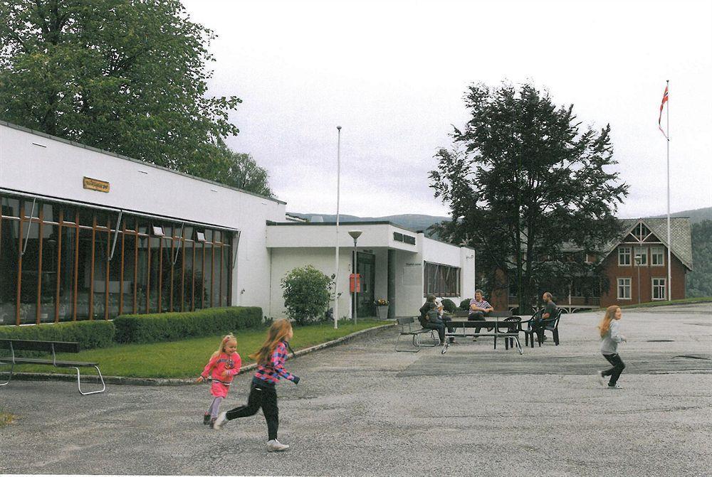 Forde Sommarhotell Exterior foto